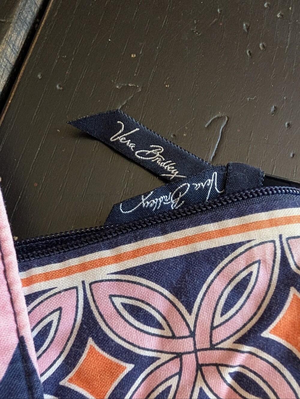 Vera Bradley Villager Tote Retired "Loves Me" Paisley Pattern Boho Cottagecore - Picture 2 of 8